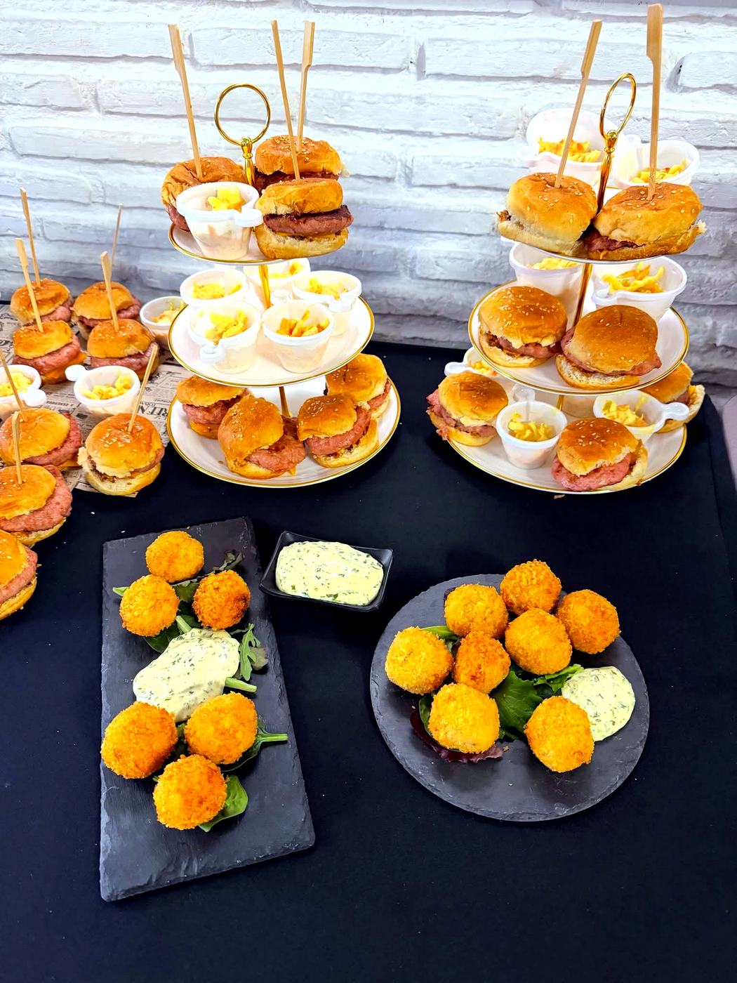 Mini hamburguesas de catering